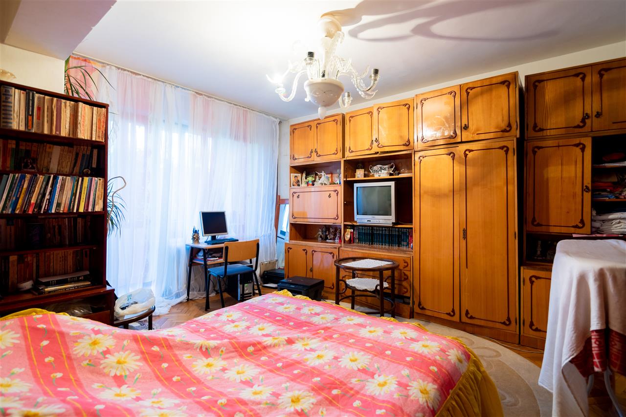 Apartament AN 3 camere decomandat, Sanmartin Oradea
