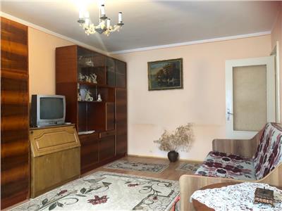 Apartament 2 Camere, Decomandat, strada Bumbacului, Oradea