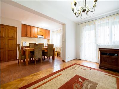 Apartament 3 camere de inchiriat Rogerius, Oradea