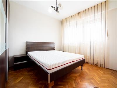 Apartament 3 camere de inchiriat Rogerius, Oradea